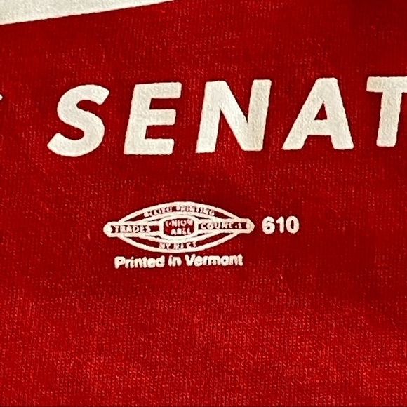 Bernie Sanders for US Senate 2018 Campaign T-shirt Red Like New Made in USA - Picture 7 of 11